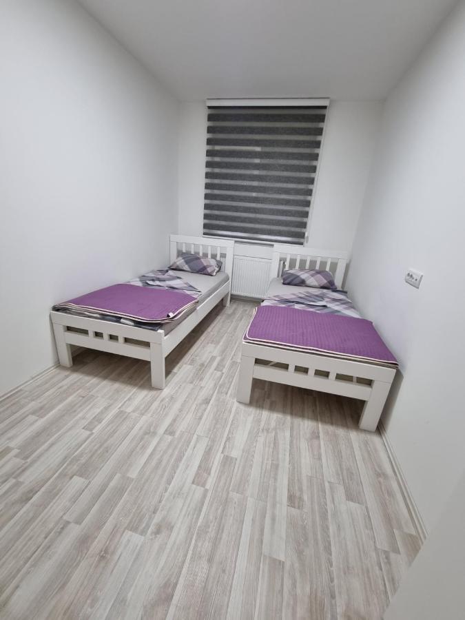 Apartment Silver 1